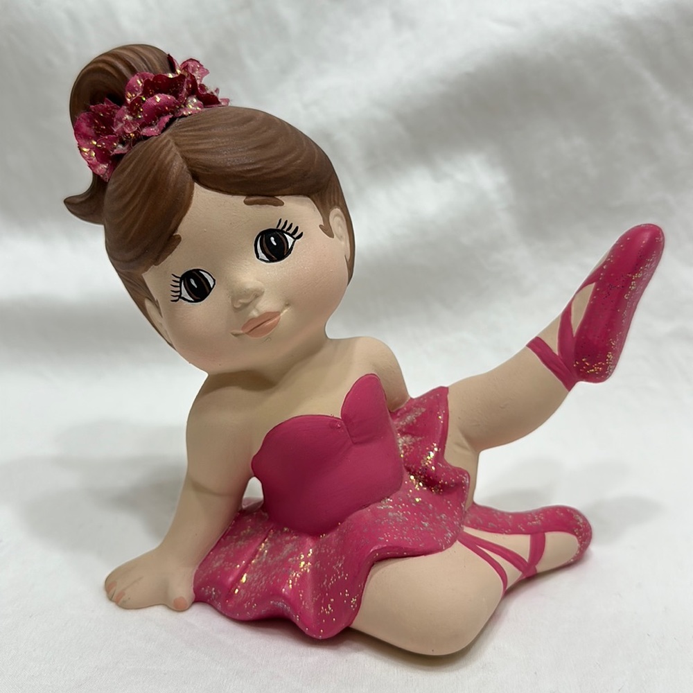 Ballerina figurine